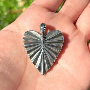 James Avery Ava Heart Pendant